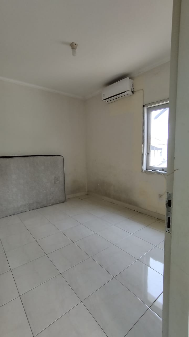 DiSewakan Rumah di Cluster Fresno Deltamas